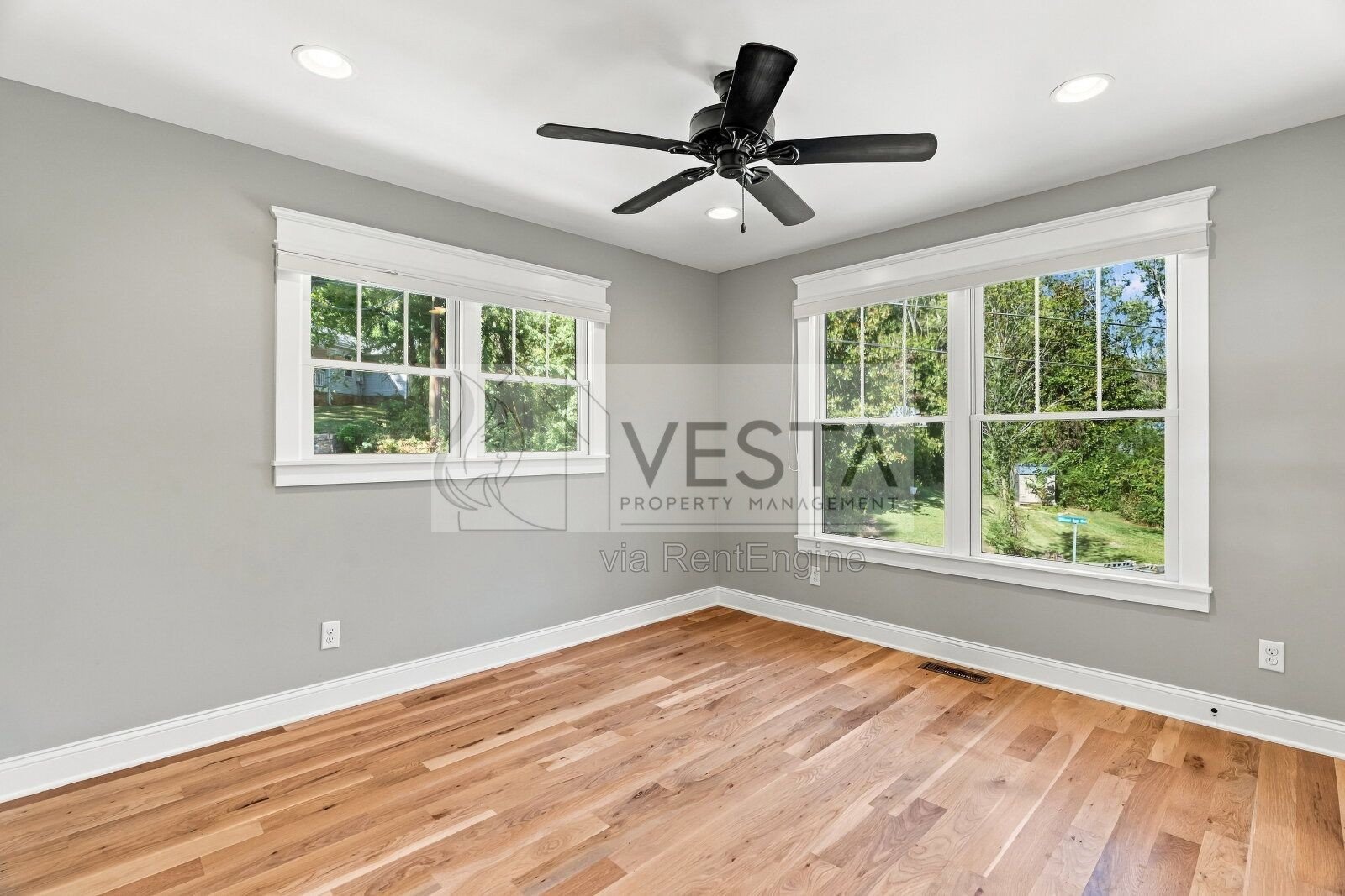 Modern 3BR/2.5BA Home Overlooking Stream — Walk to Downtown Weaverville property image