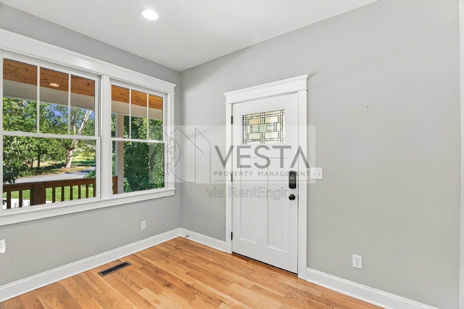 Modern 3BR/2.5BA Home Overlooking Stream — Walk to Downtown Weaverville property image