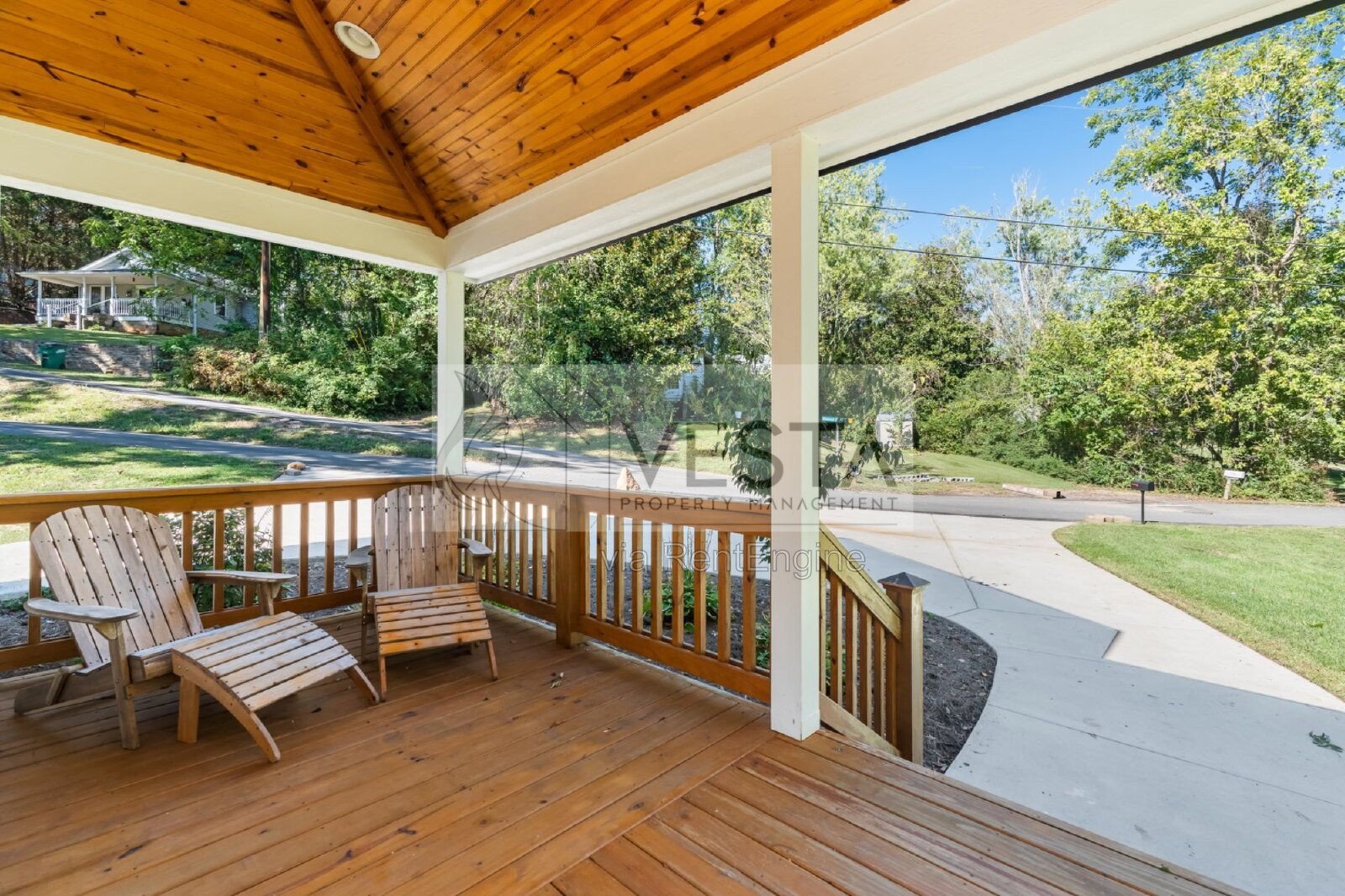 Modern 3BR/2.5BA Home Overlooking Stream — Walk to Downtown Weaverville property image