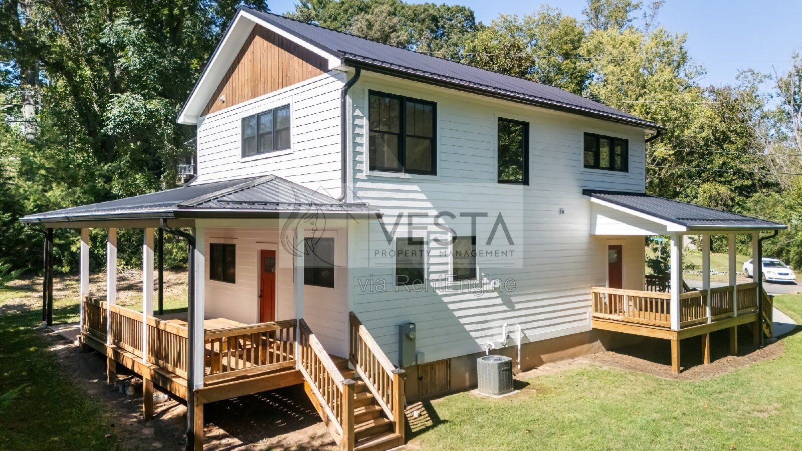 Modern 3BR/2.5BA Home Overlooking Stream — Walk to Downtown Weaverville property image
