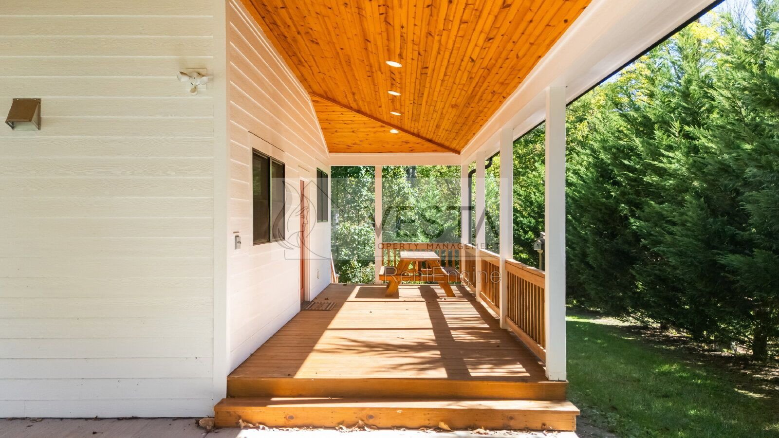 Modern 3BR/2.5BA Home Overlooking Stream — Walk to Downtown Weaverville property image