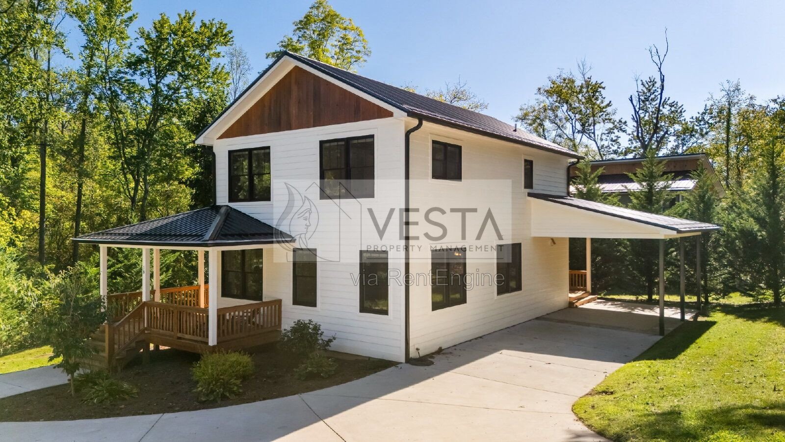 Modern 3BR/2.5BA Home Overlooking Stream — Walk to Downtown Weaverville property image