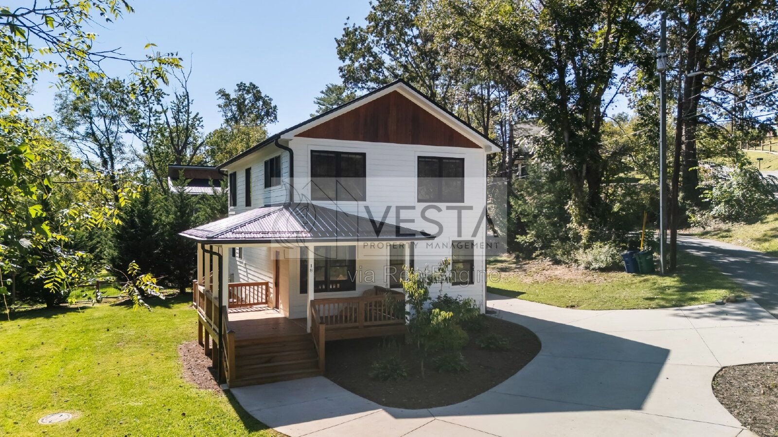 Modern 3BR/2.5BA Home Overlooking Stream — Walk to Downtown Weaverville property image