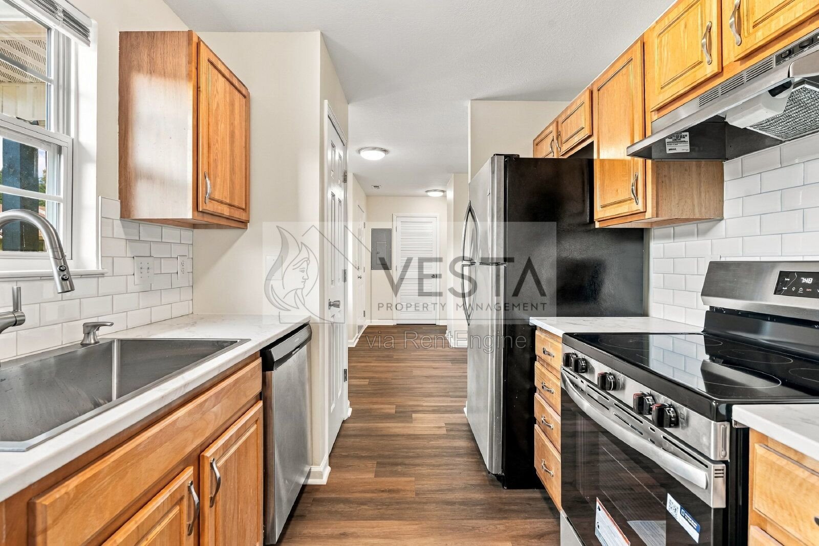 Spacious 2BR/2BA Condo in South Asheville – Gas Fireplace & Private Porch property image