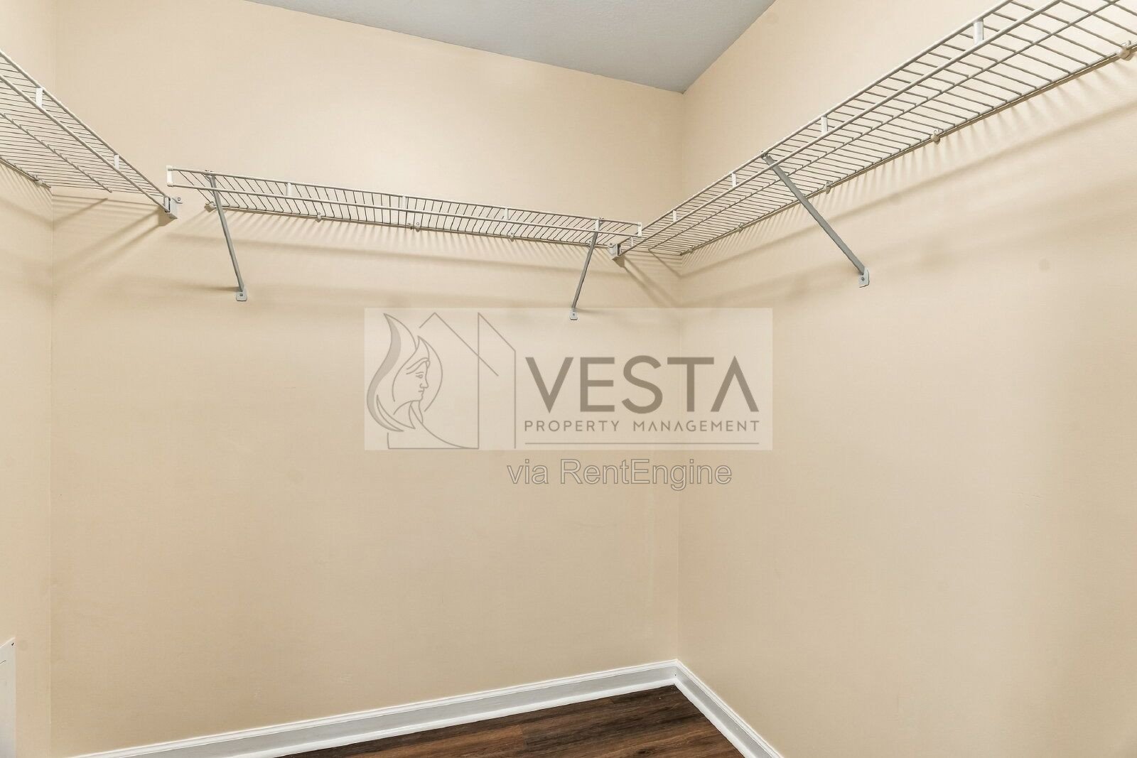 Spacious 2BR/2BA Condo in South Asheville – Gas Fireplace & Private Porch property image