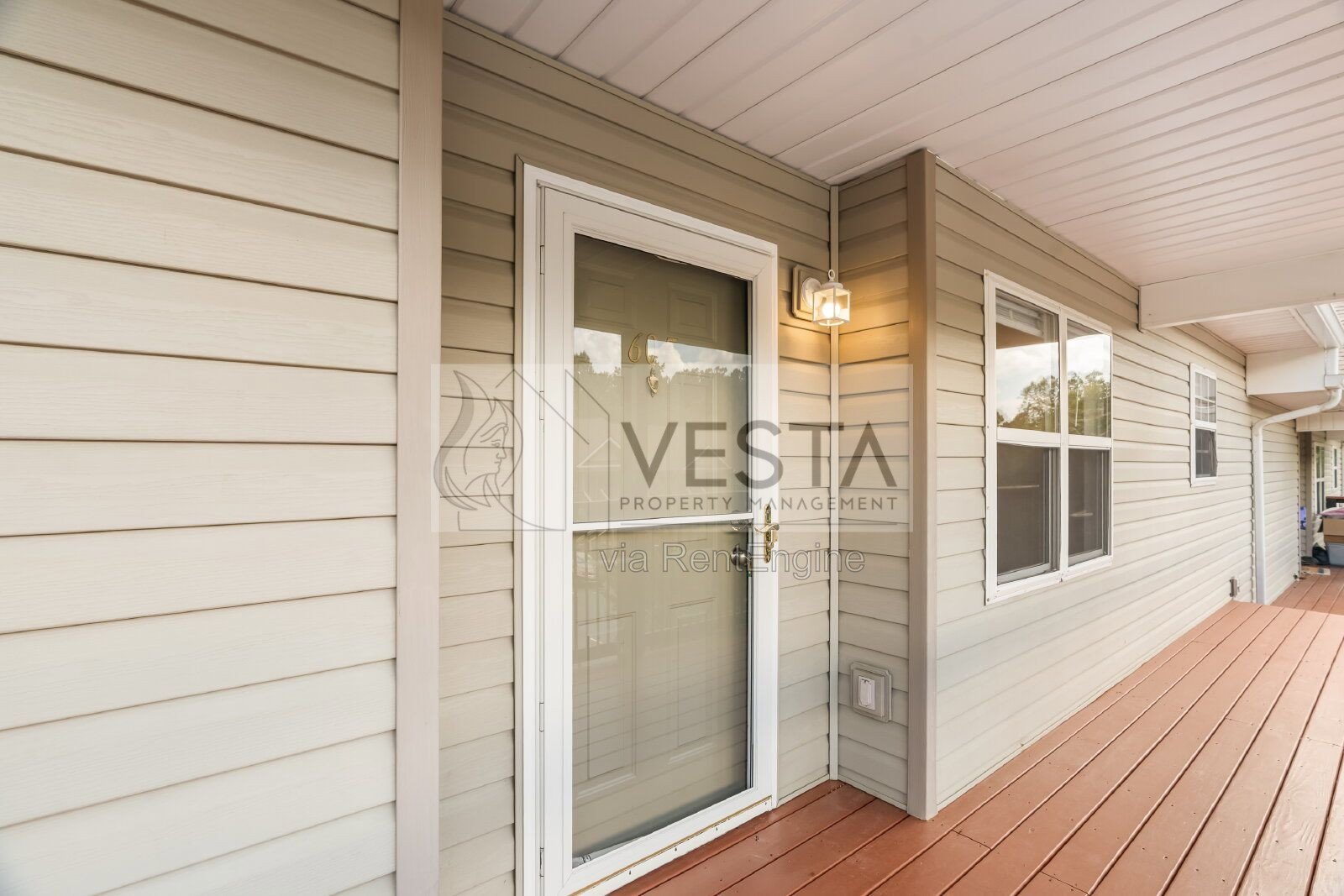 Spacious 2BR/2BA Condo in South Asheville – Gas Fireplace & Private Porch property image
