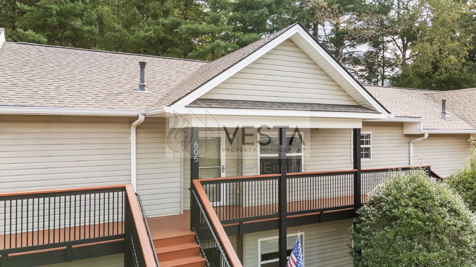 Spacious 2BR/2BA Condo in South Asheville – Gas Fireplace & Private Porch property image