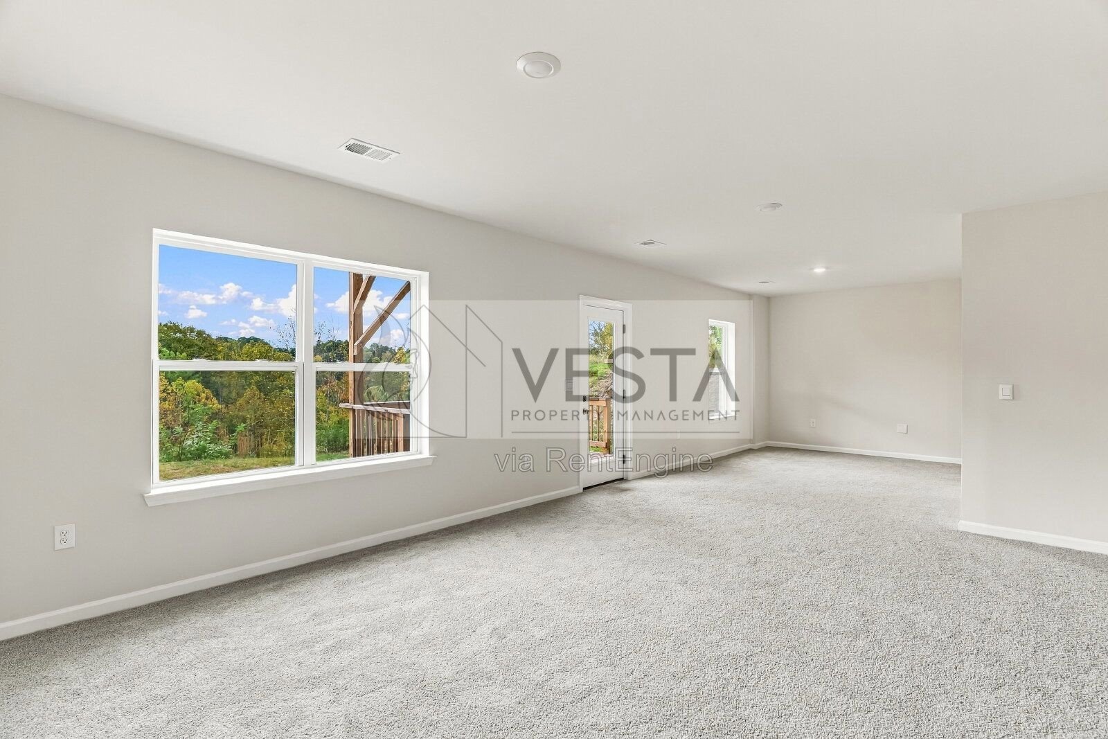 Modern Brand-New 4BR/3BA Home - North Asheville / Weaverville Area property image