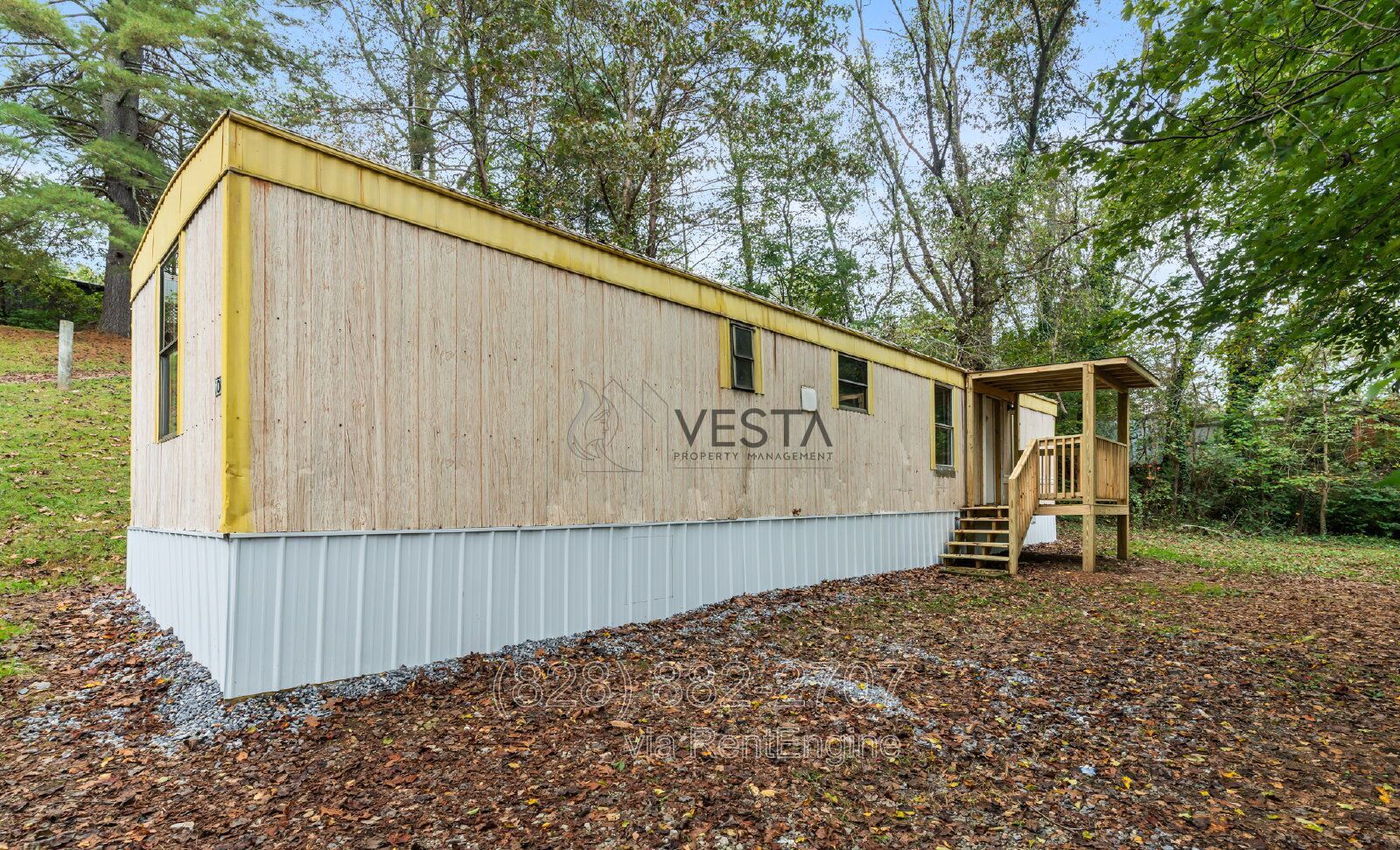 Updated 2BR/1BA Mobile Home in Asheville – Hilltop Setting, Housing Vouchers Accepted property image