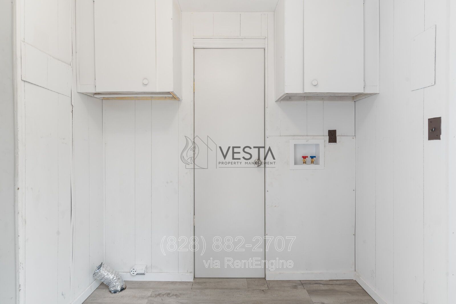 Updated 2BR/1BA Mobile Home in Asheville – Hilltop Setting, Housing Vouchers Accepted property image