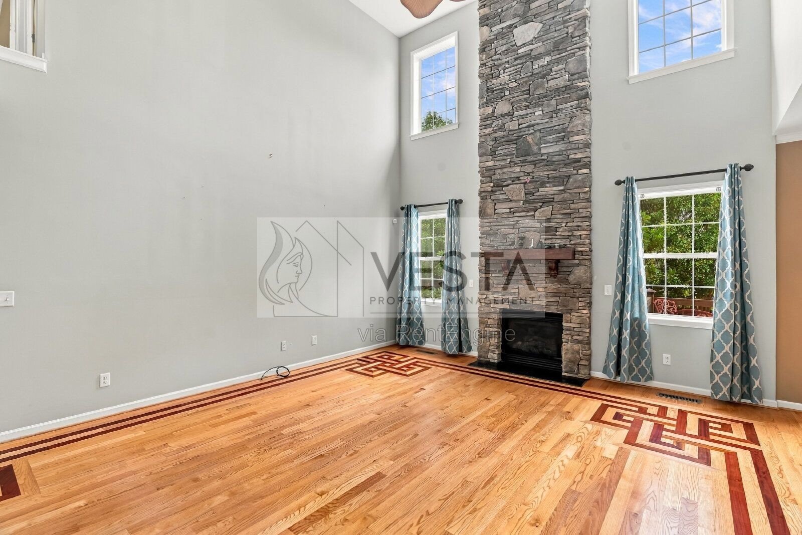 Spacious 5BR Home with Mountain Views & 2-Car Garage in Arden property image