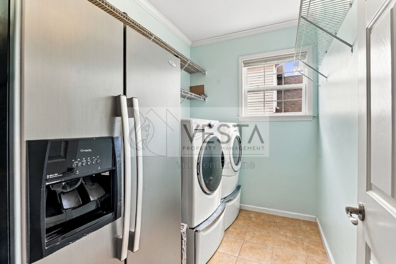 Spacious 5BR Home with Mountain Views & 2-Car Garage in Arden property image
