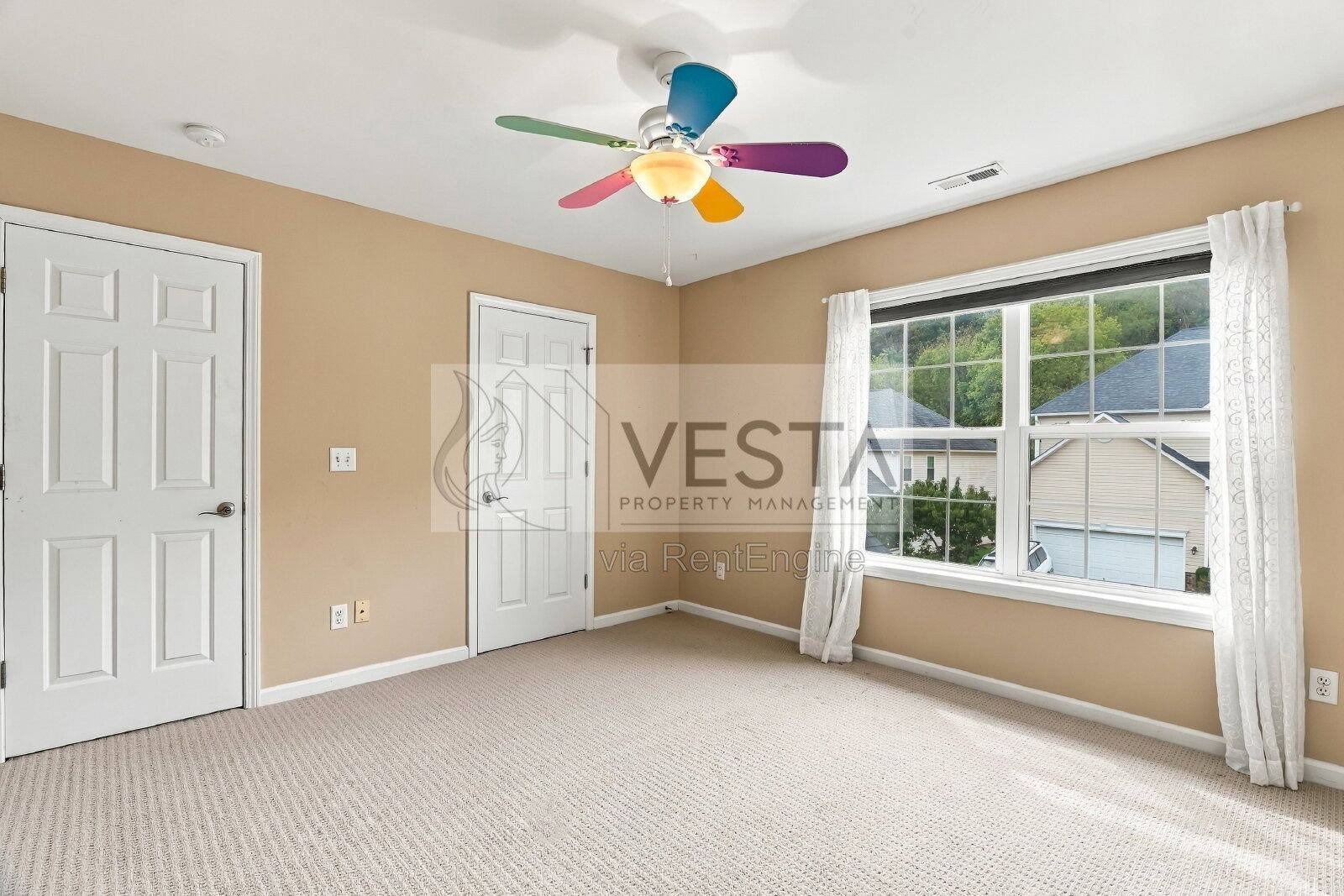 Spacious 5BR Home with Mountain Views & 2-Car Garage in Arden property image