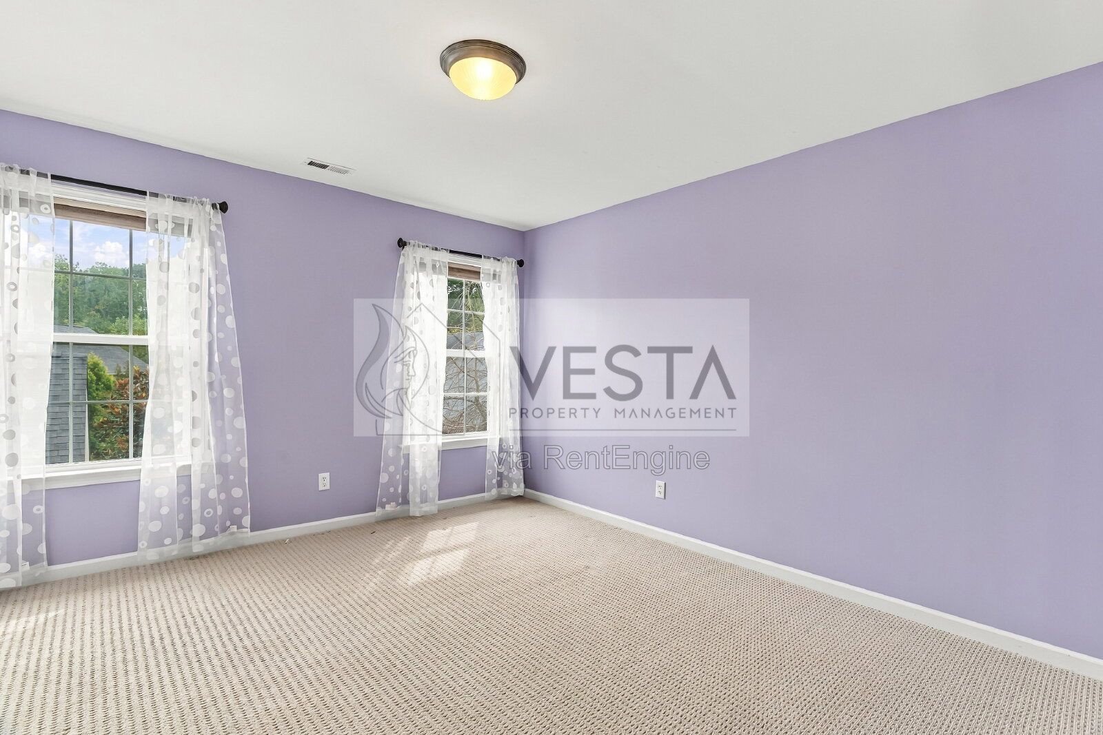 Spacious 5BR Home with Mountain Views & 2-Car Garage in Arden property image