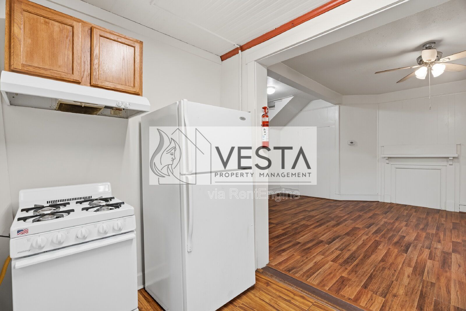 Charming 2BR Apartment in Charlotte Street Corridor – Utilities Included property image