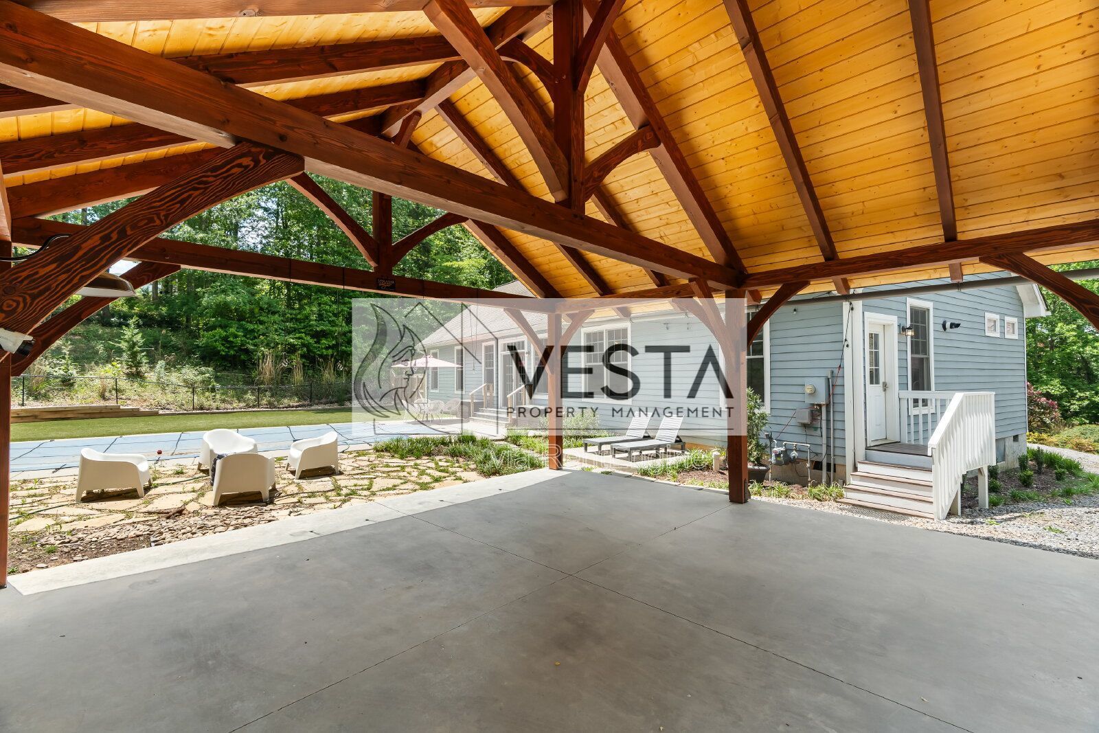 Stunning 5-Bed Black Mountain Home with Private Saltwater Pool property image