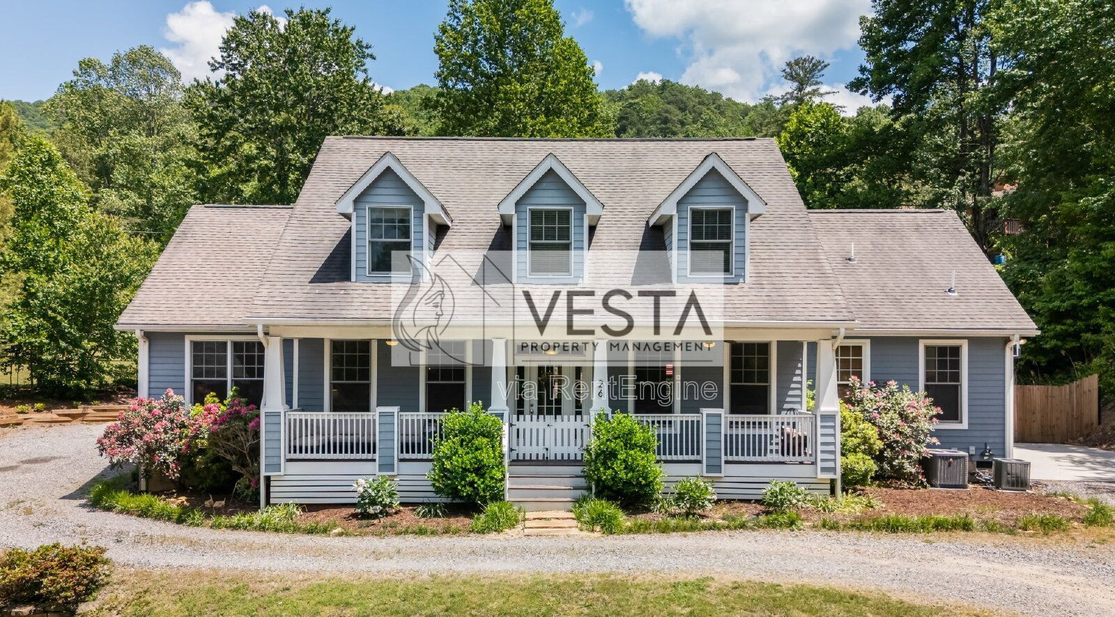 Stunning 5-Bed Black Mountain Home with Private Saltwater Pool property image