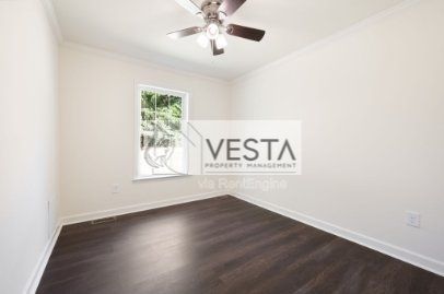 2 Bedroom, Fenced in Yard, Black Mountain! property image