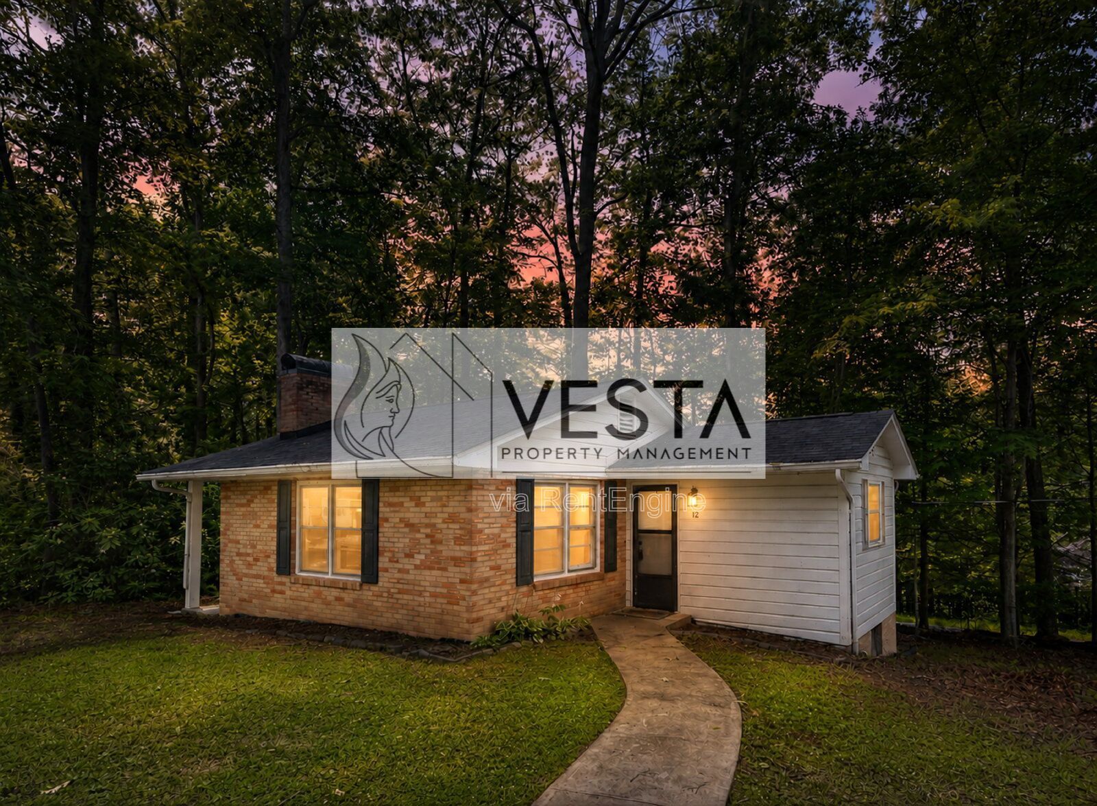 Two-Bedroom Cottage w/ Large Garage - Minutes to Hendersonville property image