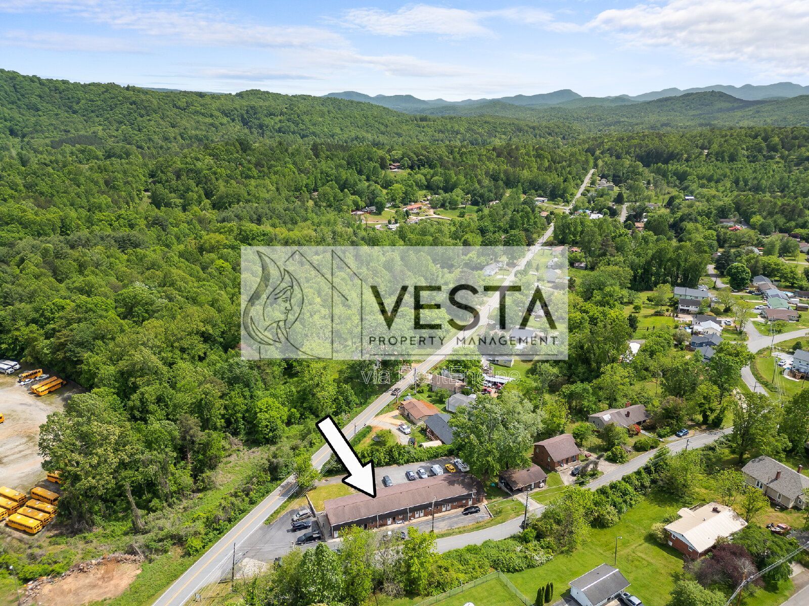 Renovated 2BR Townhome Apartment in Marion | Walk to Downtown | Heat Pump & A/C property image