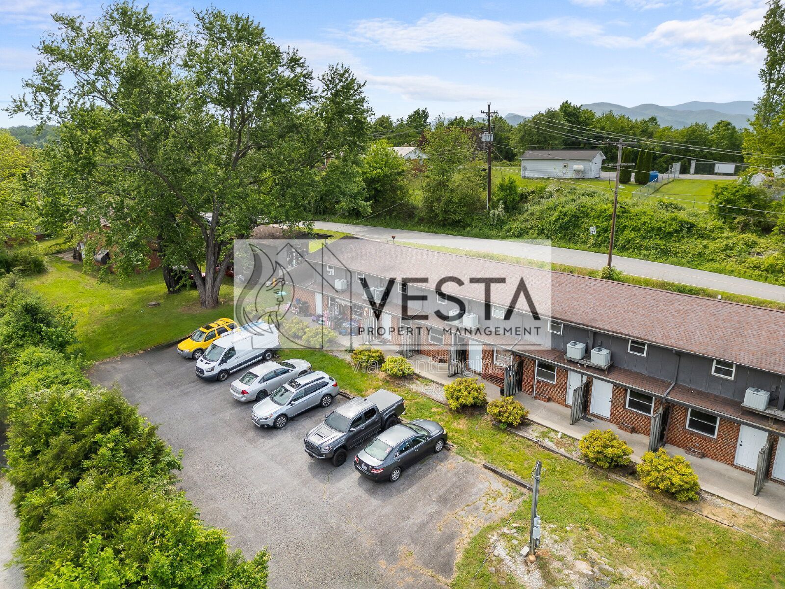 Renovated 2BR Townhome Apartment in Marion | Walk to Downtown | Heat Pump & A/C property image