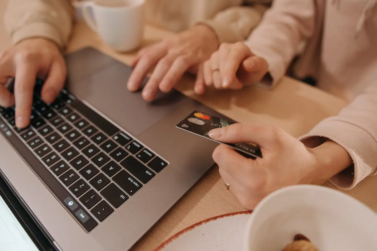 How Online Rent Payments Affect Owner Payout Timing in Asheville, NC